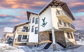 Emerald Residence