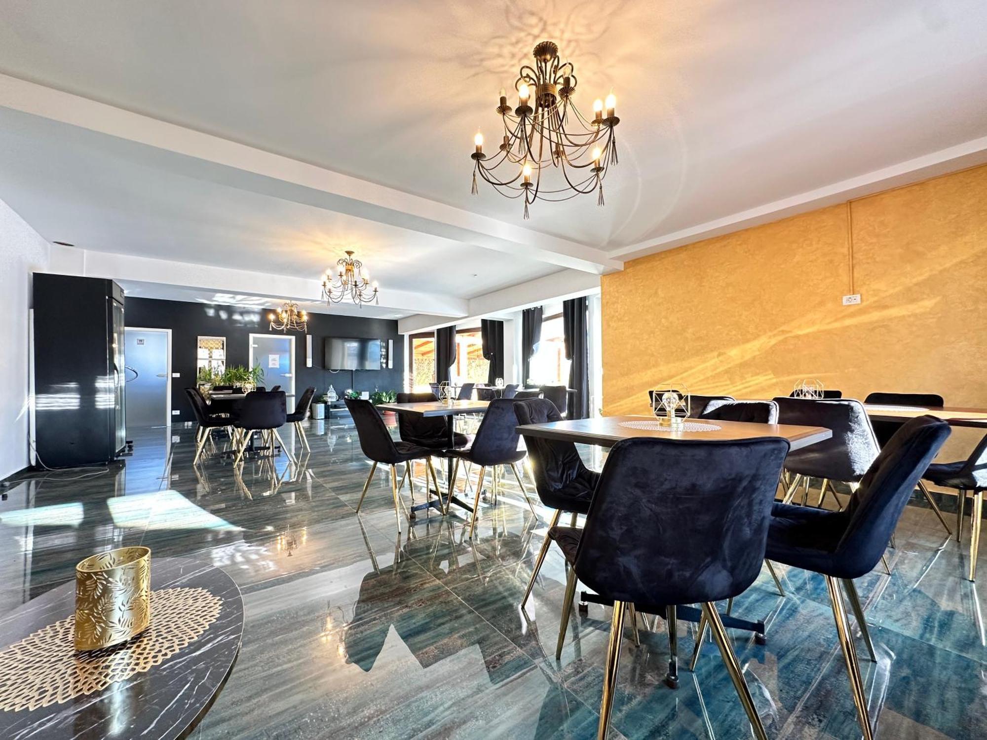Emerald Residence Râşnov Exterior photo